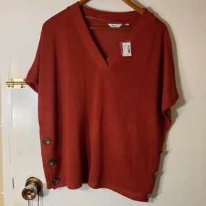 Short Sleeve V neck Shirt With Buttons